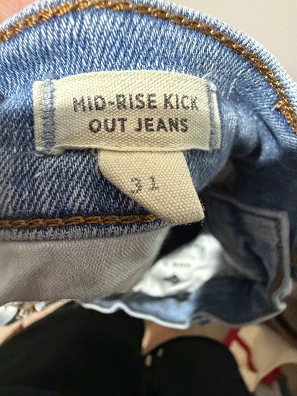 Madewell Mid-Rise Kick Out Jeans - Picture 8 of 10